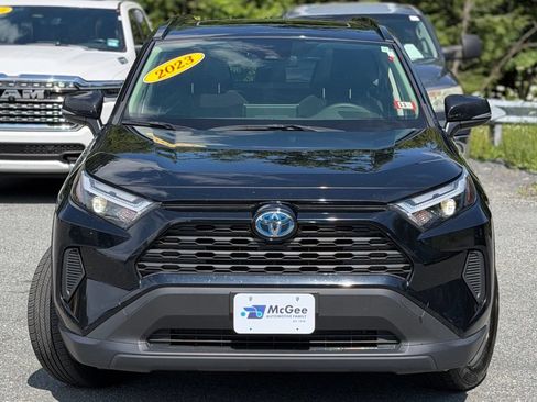 Used 2023 Toyota RAV4 XLE w/ Convenience Package AWD/4WD image 2