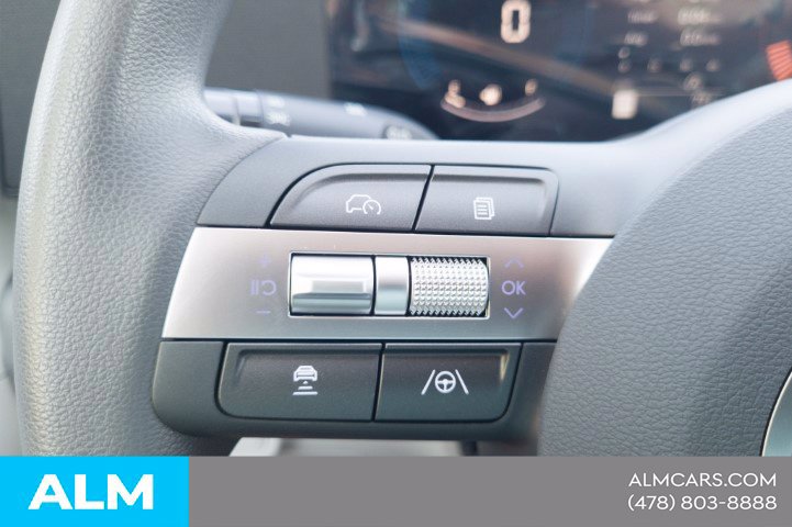 Used 2026 Hyundai Kona SE FWD image 29