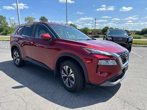 Certified 2023 Nissan Rogue SV AWD/4WD image 8