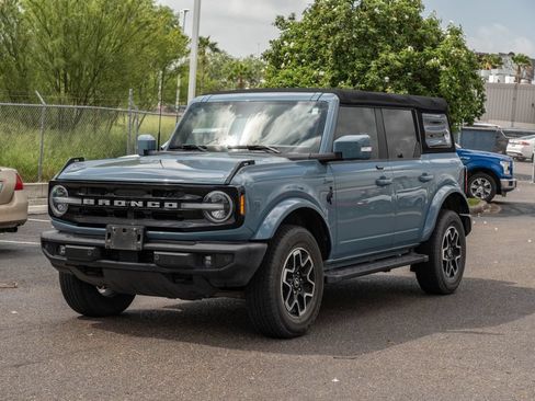 Used 2021 Ford Bronco Outer Banks AWD/4WD image 3