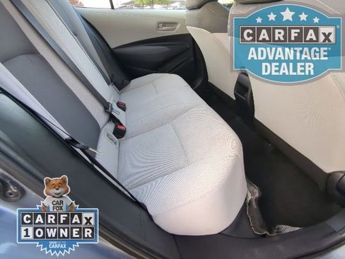 Used 2022 Toyota Corolla LE image 19