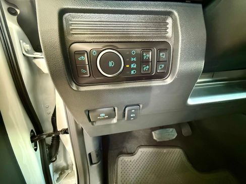 New 2026 Ford F350 Platinum image 14