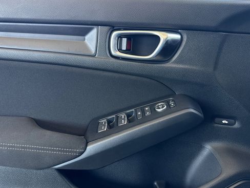 Certified 2025 Honda Civic Sport image 11