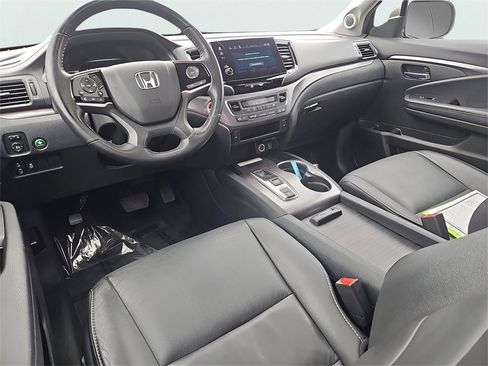 Certified 2022 Honda Pilot Special Edition image 11