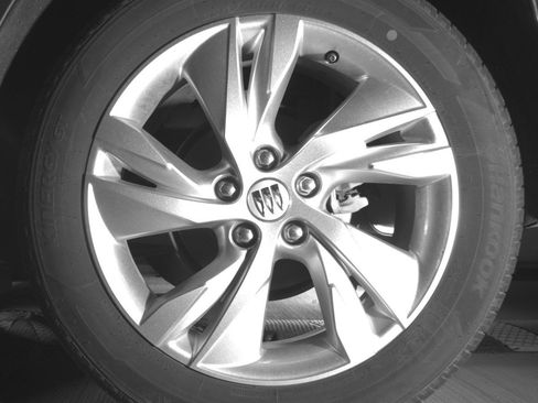 Used 2025 Buick Encore GX Preferred AWD/4WD image 14