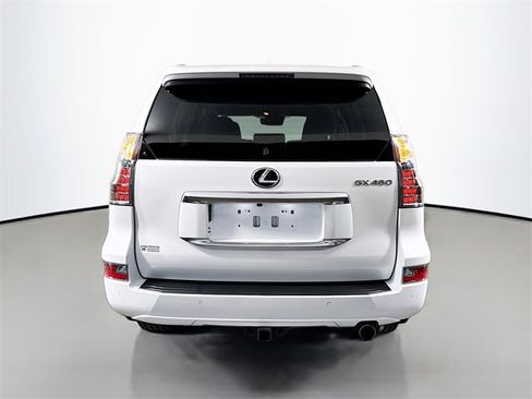Used 2022 Lexus GX 460 Premium w/ Premium Plus Package image 7