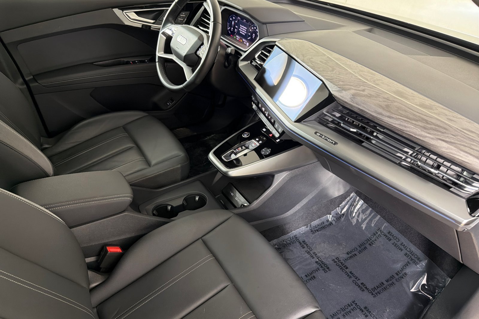 Certified 2024 Audi Q4 e-tron Premium Plus w/ Premium Plus AWD/4WD image 15