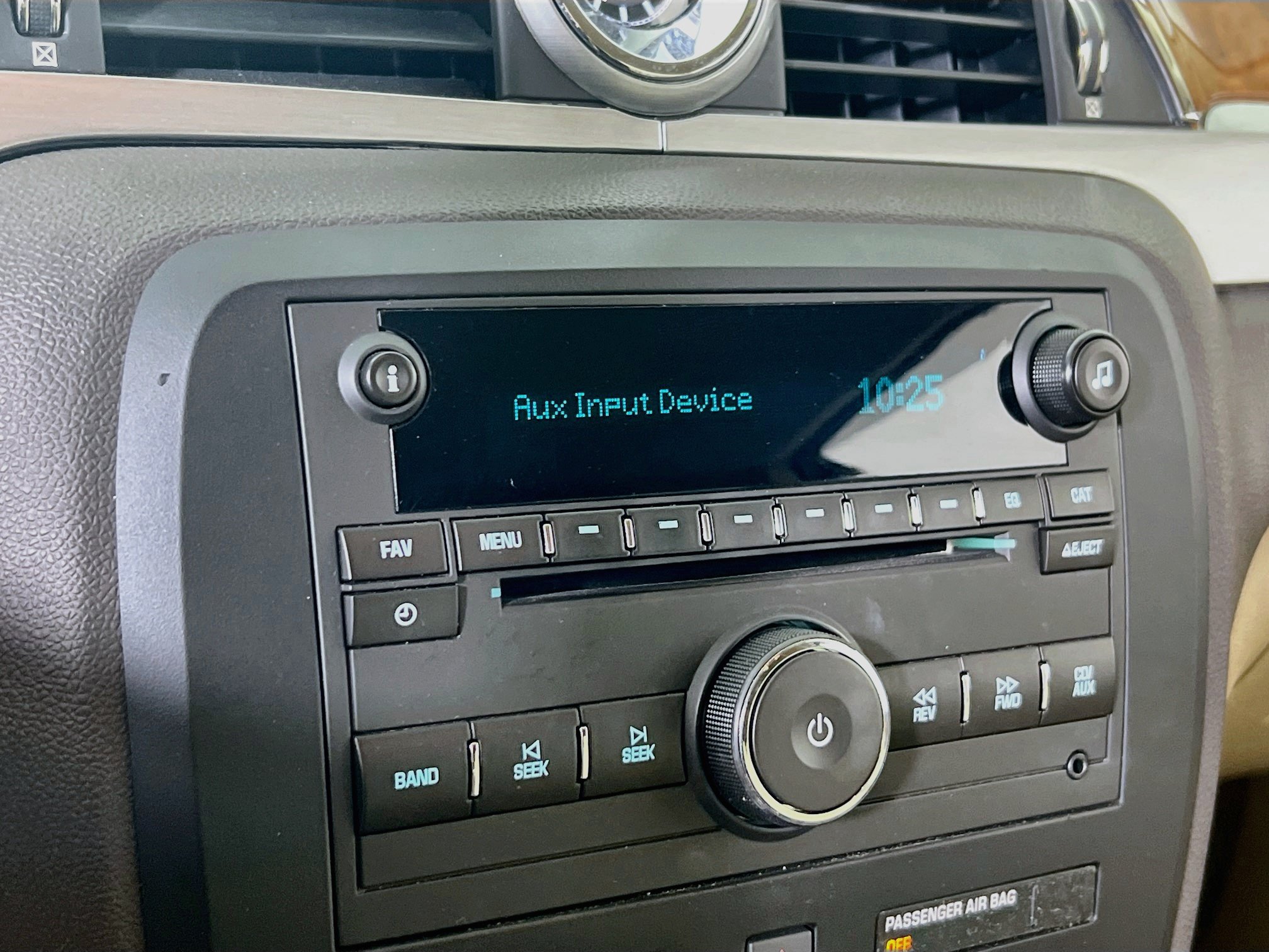 Used 2011 Buick Enclave CXL FWD image 14