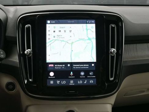 Used 2024 Volvo XC40 B5 Plus w/ Climate Package AWD/4WD image 14