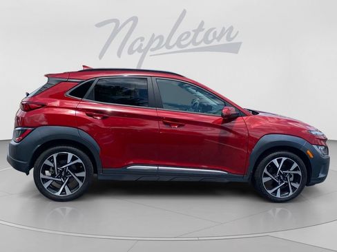 Used 2022 Hyundai Kona Limited FWD image 7