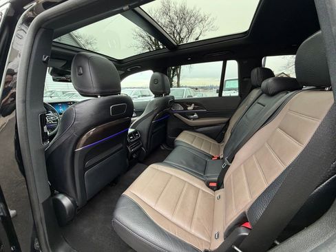 Used 2020 Mercedes-Benz GLS 450 4MATIC image 25