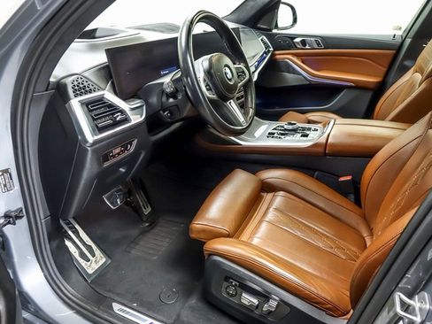 Used 2023 BMW X7 M60i w/ Executive Package image 10