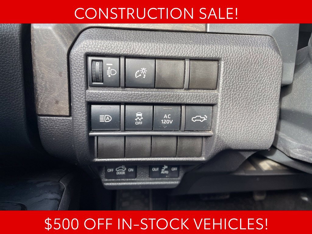 Used 2025 Toyota Tacoma Limited AWD/4WD image 32