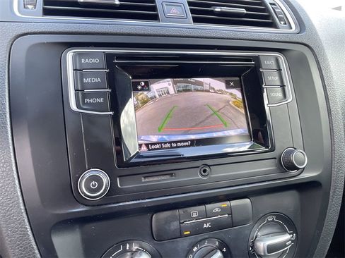 Used 2018 Volkswagen Jetta S image 13