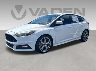 Used 2015 Ford Focus ST w/ Equipment Group 401A FWD video 1