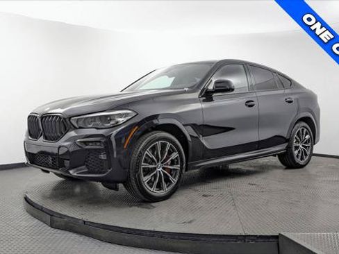 Used 2022 BMW X6 xDrive40i w/ M Sport Package AWD/4WD image 2