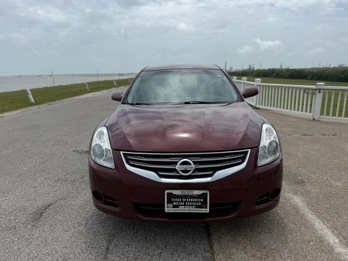 Used 2012 Nissan Altima 2.5 S image 2