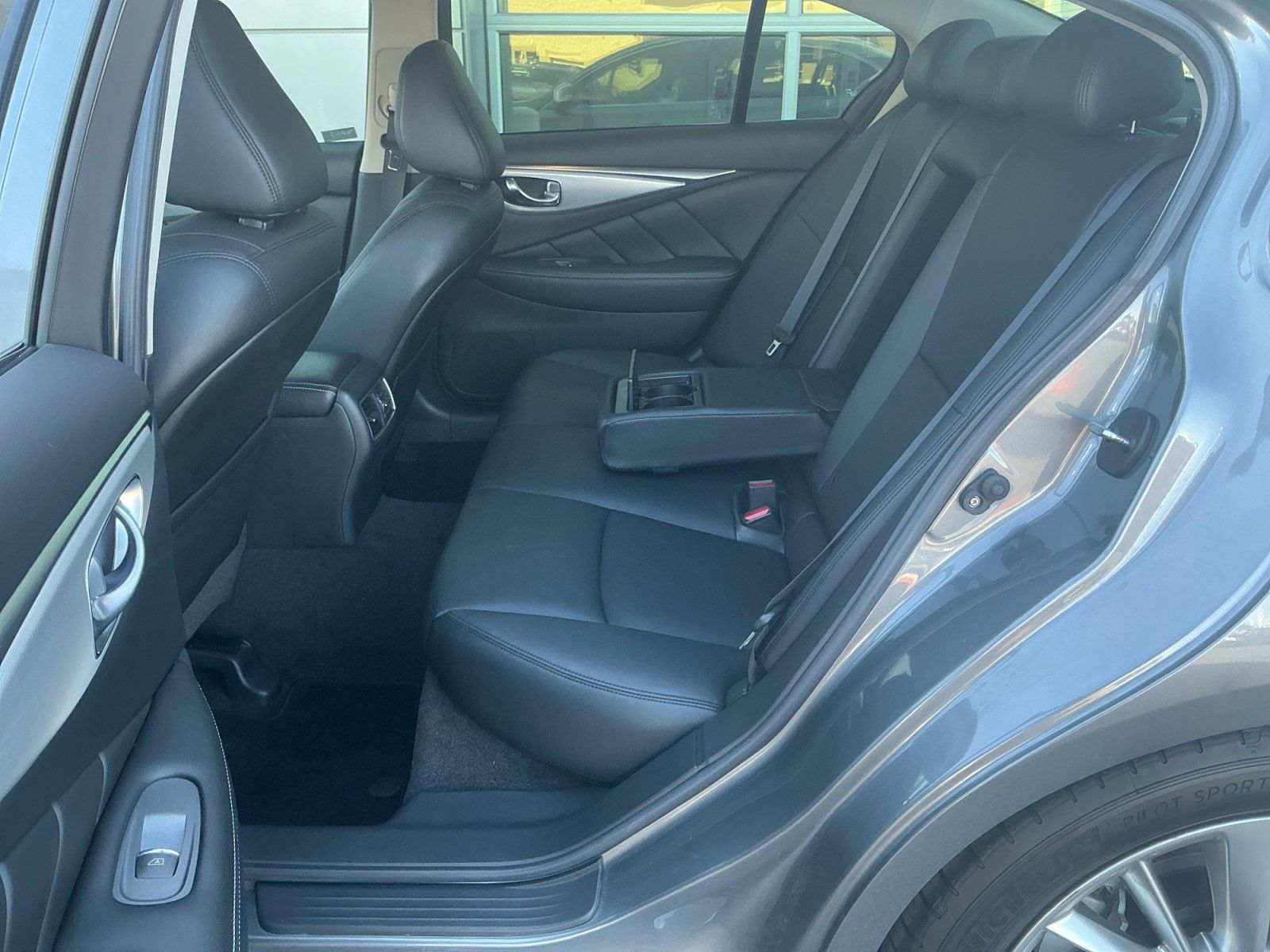 Used 2019 INFINITI Q50 Luxe w/ All Weather Package (L93) RWD image 16