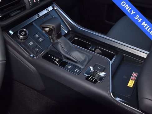 Used 2026 Lexus GX 550 image 31