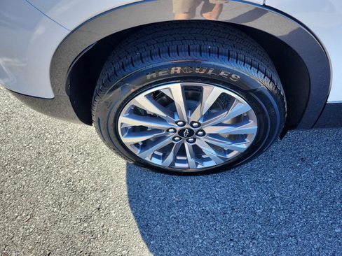 Certified 2023 Chevrolet Blazer Premier image 6