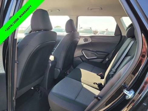 New 2025 Kia Soul LX w/ LX Technology Package image 6