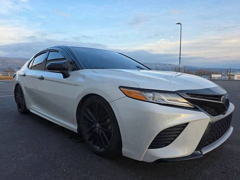 Used 2020 Toyota Camry XSE image 1