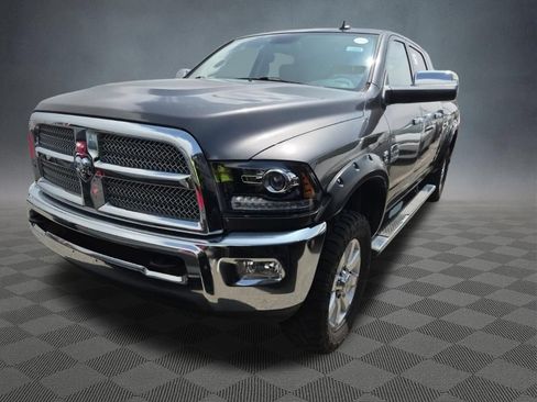 Used 2014 RAM 3500 Laramie Longhorn w/ Convenience Group AWD/4WD image 3