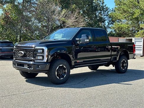 New 2026 Ford F250 Lariat w/ Tremor Off-Road Package image 3