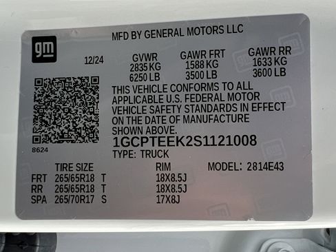 Used 2025 Chevrolet Colorado Trail Boss image 18