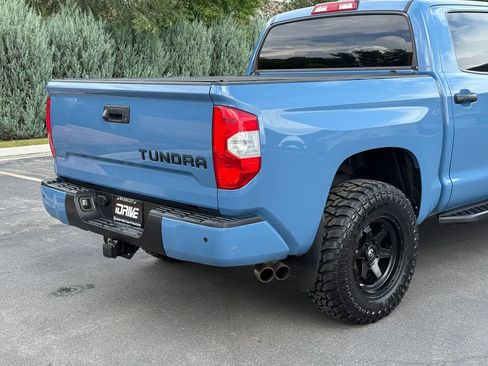 Used 2019 Toyota Tundra SR5 AWD/4WD image 10