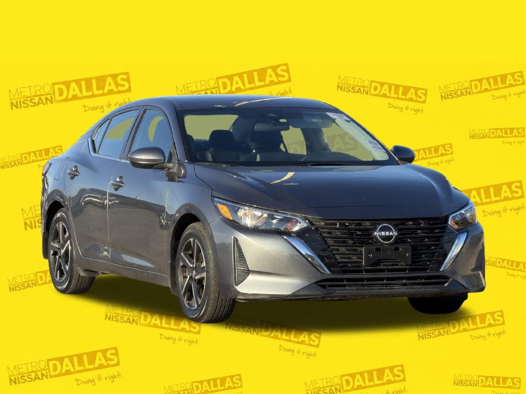 Used 2025 Nissan Sentra SV FWD image 2
