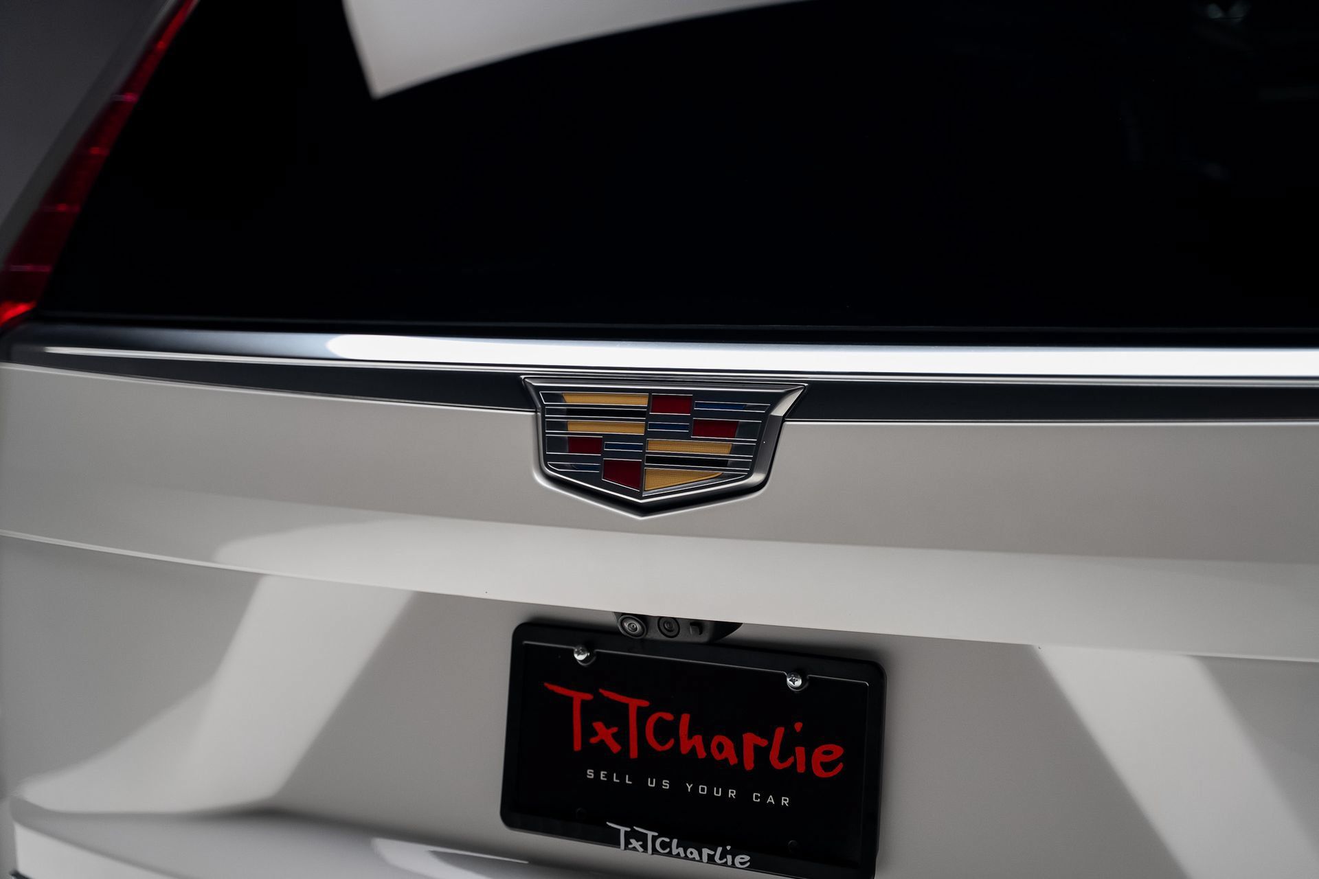 Used 2022 Cadillac Escalade ESV Premium Luxury Platinum w/ LPO, Floor Liner Package AWD/4WD image 31