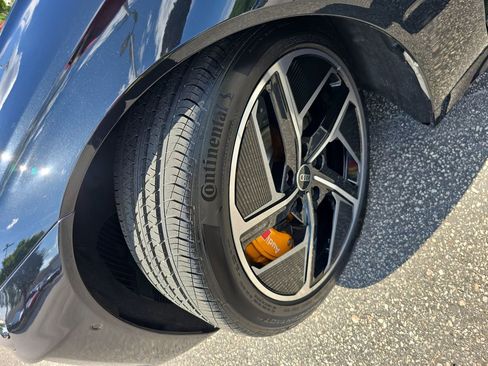 Used 2024 Audi RS e-tron GT w/ Carbon Performance Package image 31