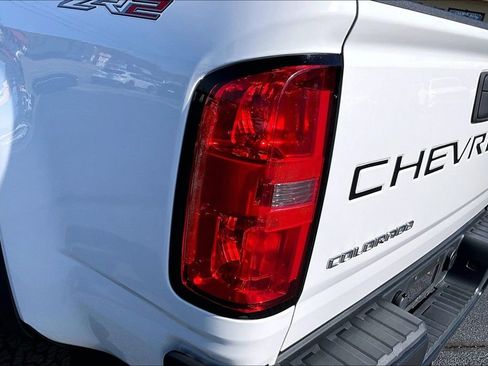 Used 2021 Chevrolet Colorado ZR2 w/ ZR2 Dusk Special Edition image 31