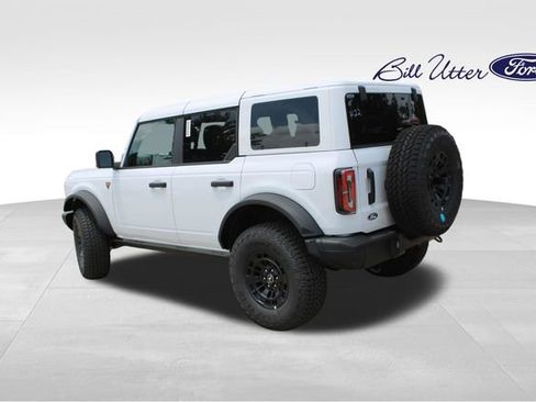 New 2026 Ford Bronco Badlands AWD/4WD image 4
