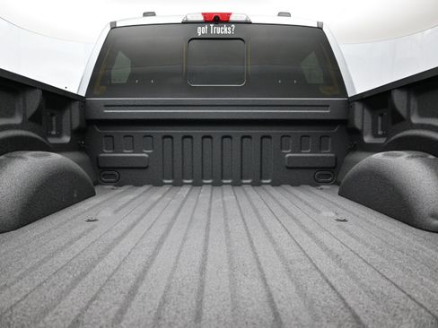 Used 2022 Ford F150 XLT w/ Equipment Group 302A High AWD/4WD image 7