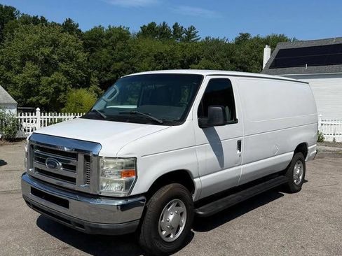 Used 2011 Ford E-250 and Econoline 250 E 250 3dr Cargo Van w/ PWR Group image 2