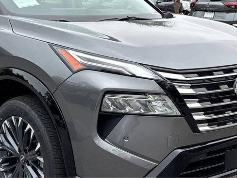 New 2026 Nissan Rogue S image 30