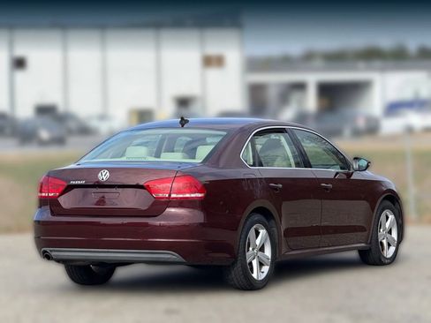 Used 2012 Volkswagen Passat 2.5 SE image 9