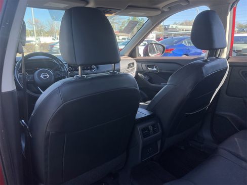 Certified 2023 Nissan Rogue SV w/ SV Premium B Package image 19