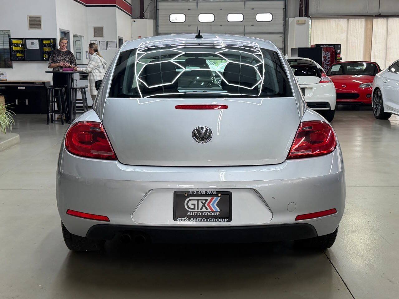 Used 2012 Volkswagen Beetle 2.5 FWD image 3