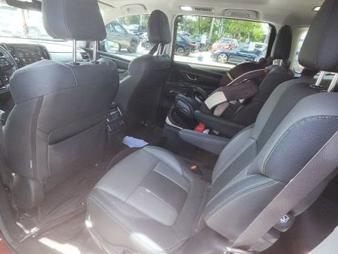 Used 2024 Subaru Ascent Onyx Edition AWD/4WD image 6