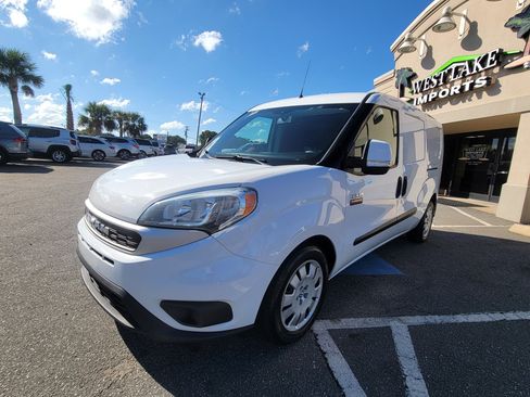 Used 2021 RAM ProMaster City Tradesman SLT image 5