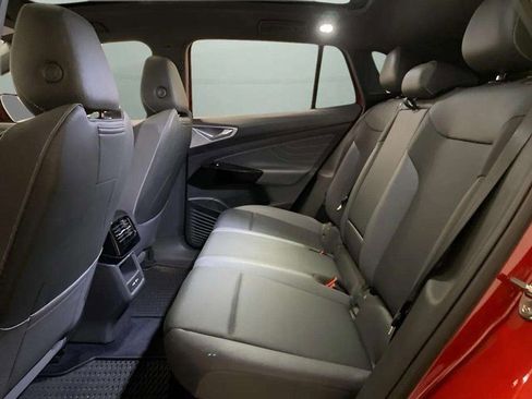 Used 2024 Volkswagen ID.4 S image 20