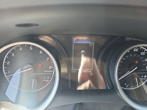 Used 2022 Toyota Camry LE FWD image 10