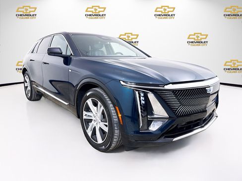 Used 2024 Cadillac Lyriq Tech AWD/4WD image 1