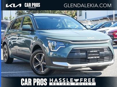 Certified 2025 Kia Niro EX