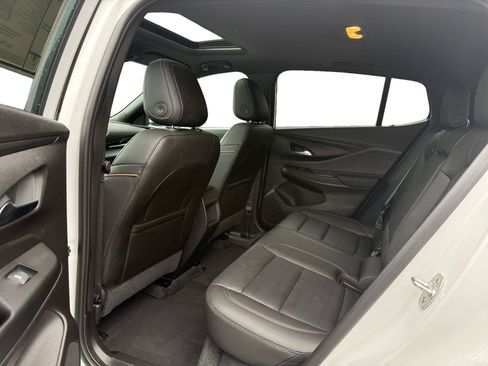 Used 2024 Buick Envista Avenir FWD image 21