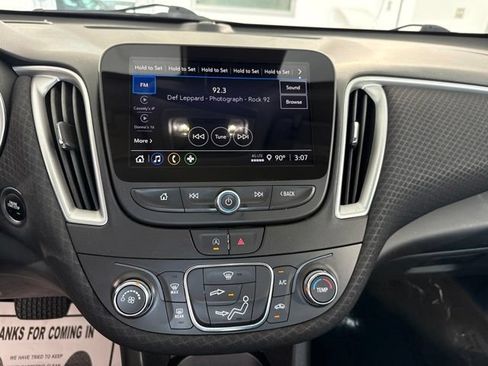 Used 2023 Chevrolet Malibu LS FWD image 22