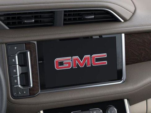 New 2024 GMC Yukon XL Denali w/ Advanced Technology Package image 20